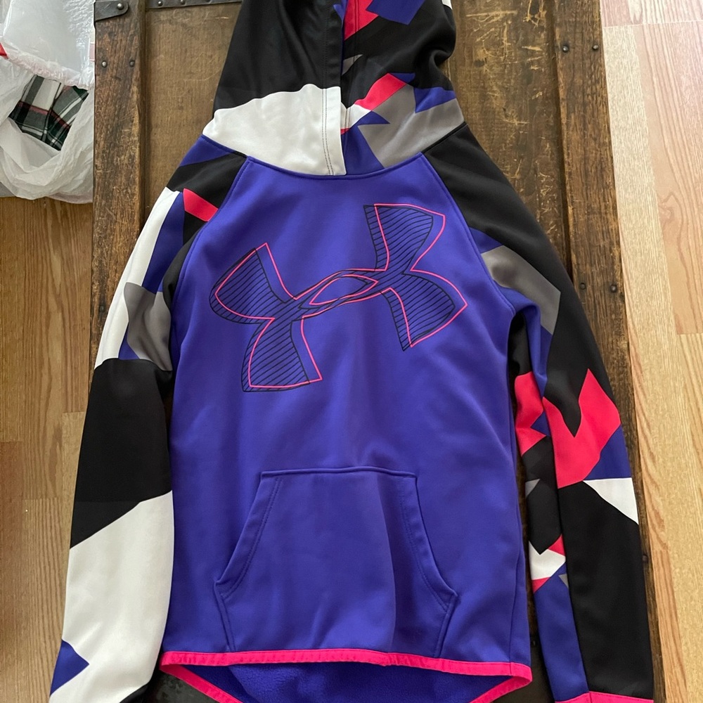 Under Armour girls hoodie youth small